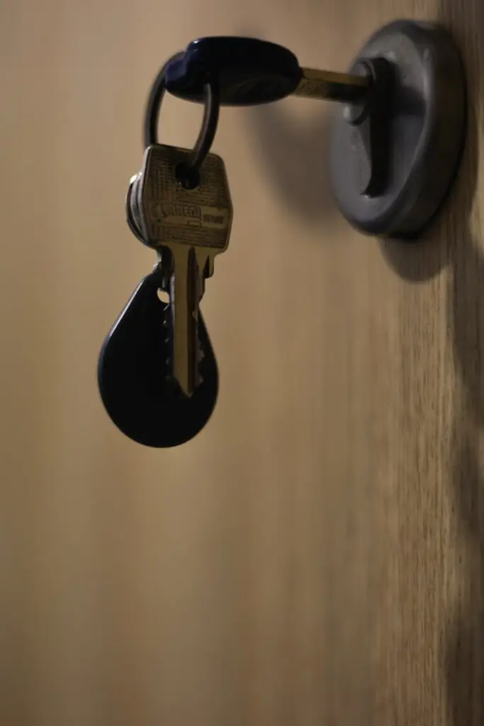 Broken Key Extractions